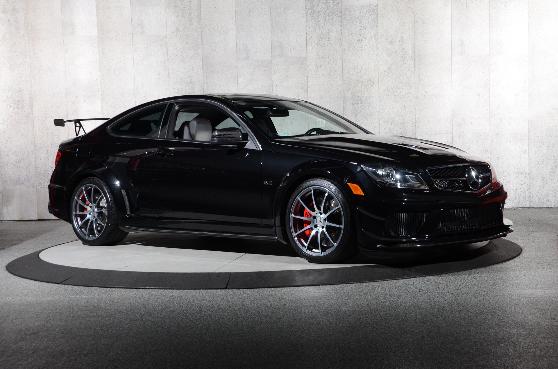 c63 amg black serie 2012